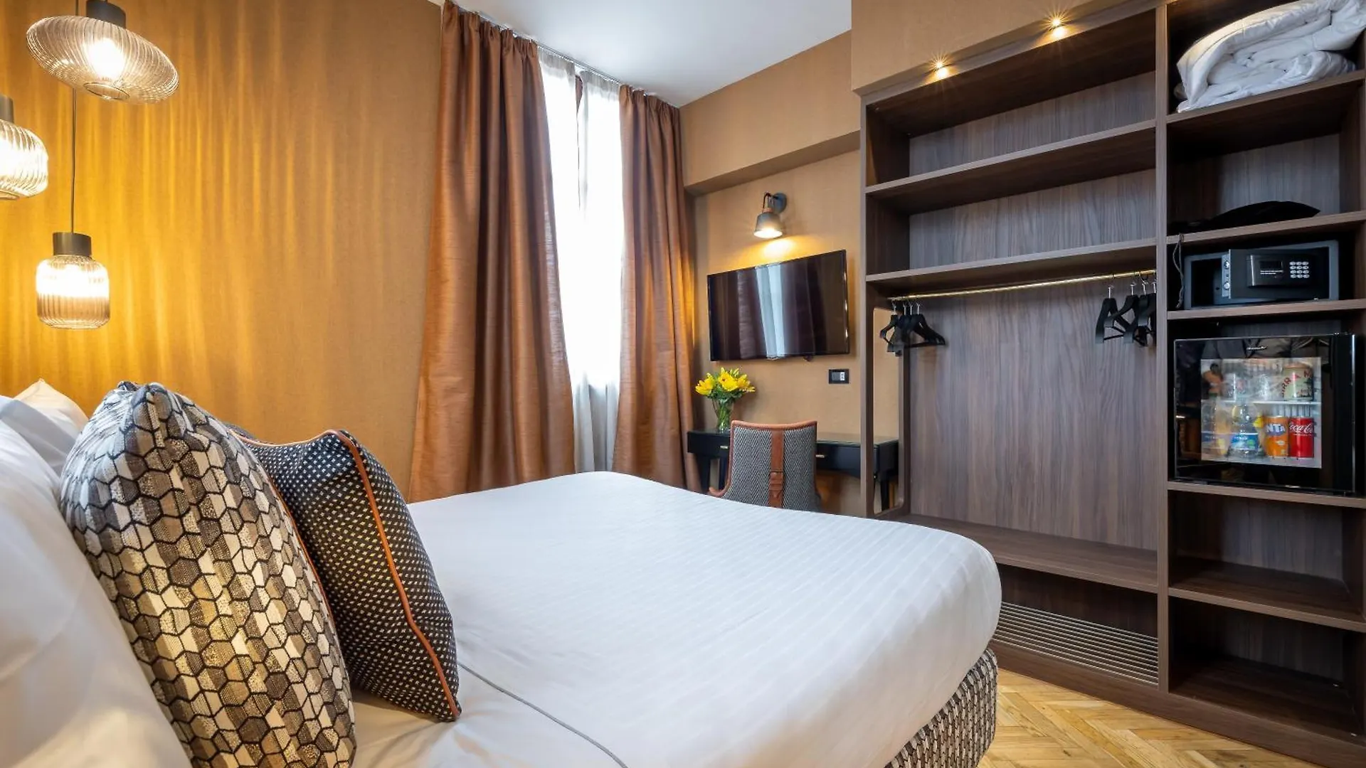 Hotel Duomo Firenze 3*, Florence Italy
