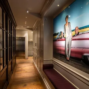 Отель Porta Nera Private Living - Adults Only