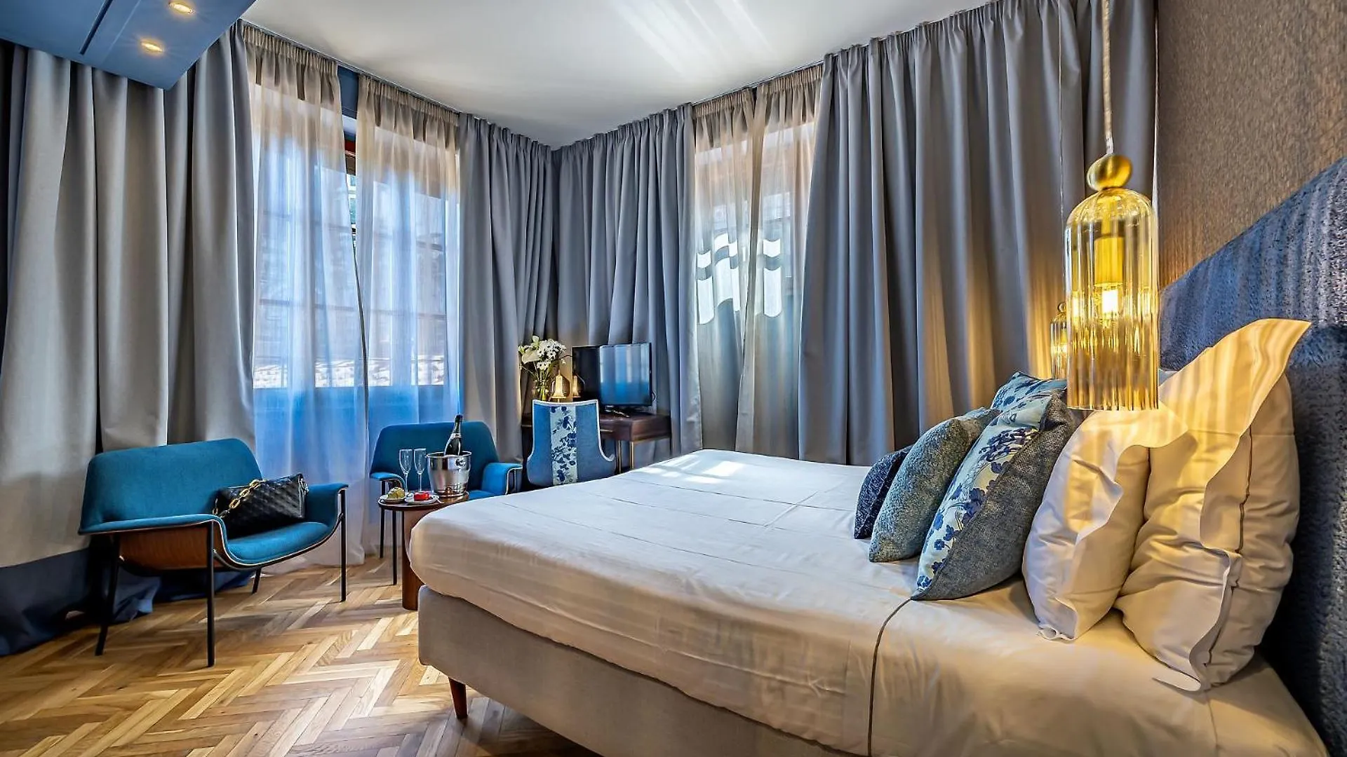Hotel Duomo Firenze  Florens