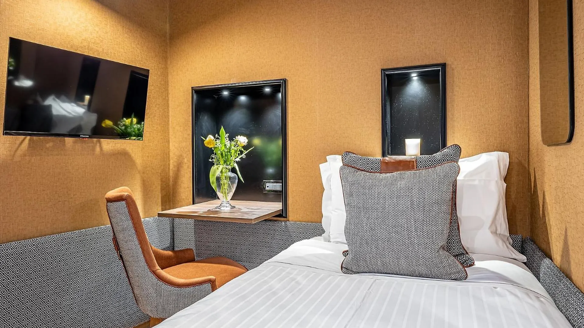 ***  Hotel Duomo Firenze Италия