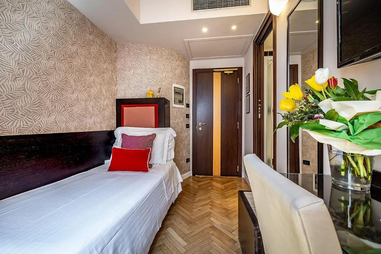 Hotel Duomo Firenze 3*,  Olaszország